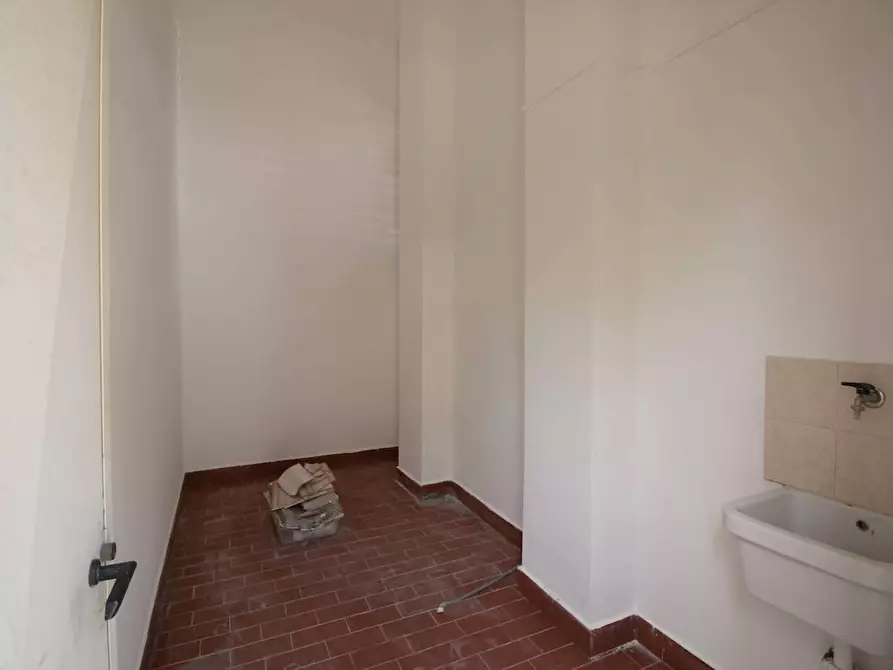 Immagine 24 di Appartamento in vendita  a Cascina