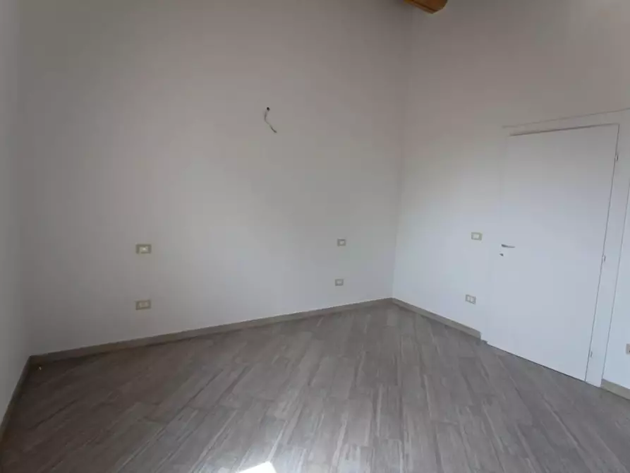 Immagine 13 di Appartamento in vendita  a Cascina