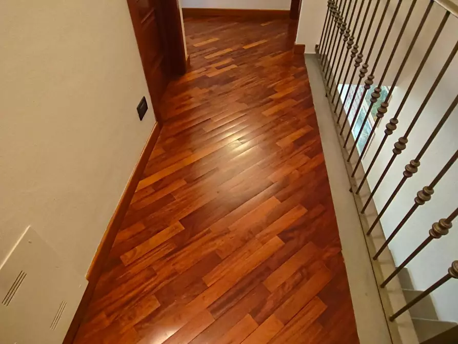 Immagine 15 di Villetta a schiera in vendita  a Pisa