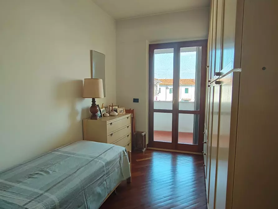 Immagine 21 di Villetta a schiera in vendita  a Pisa