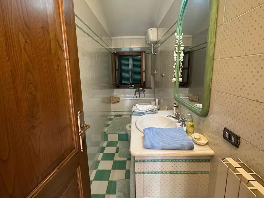 Immagine 29 di Casa colonica in vendita  a Casciana Terme Lari