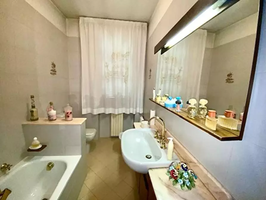 Immagine 15 di Casa bifamiliare in vendita  a Buggiano