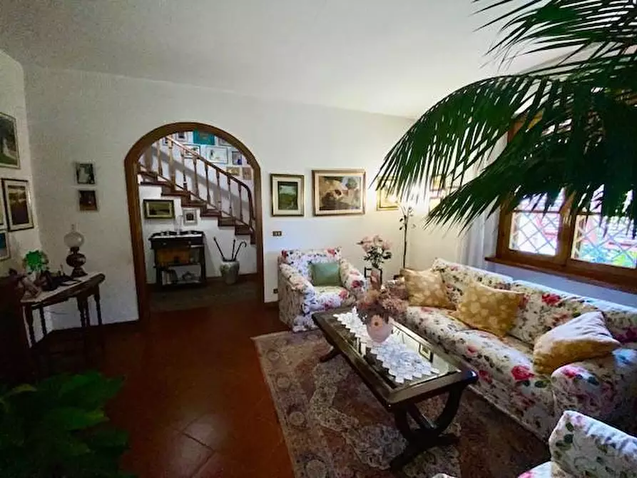 Immagine 4 di Casa bifamiliare in vendita  a Buggiano