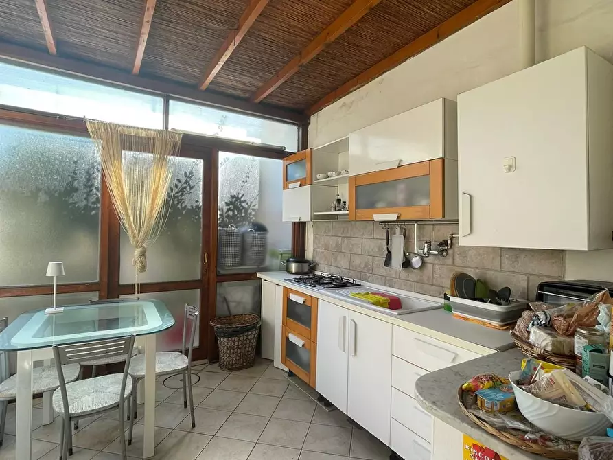 Immagine 6 di Appartamento in affitto  a Pisa