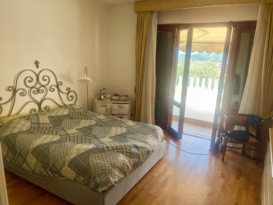 Immagine 13 di Appartamento in vendita  a Massa