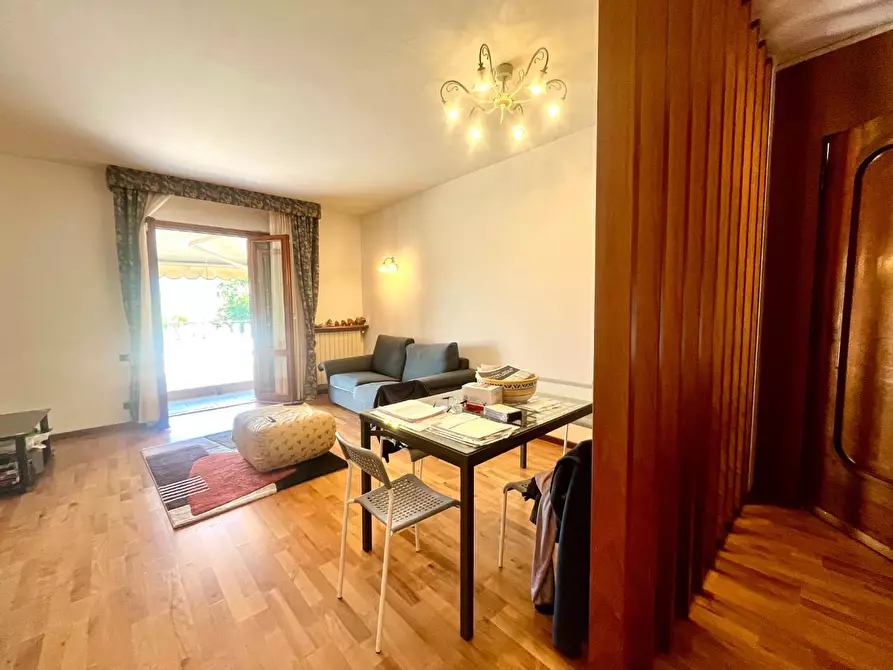 Immagine 5 di Appartamento in vendita  a Massa