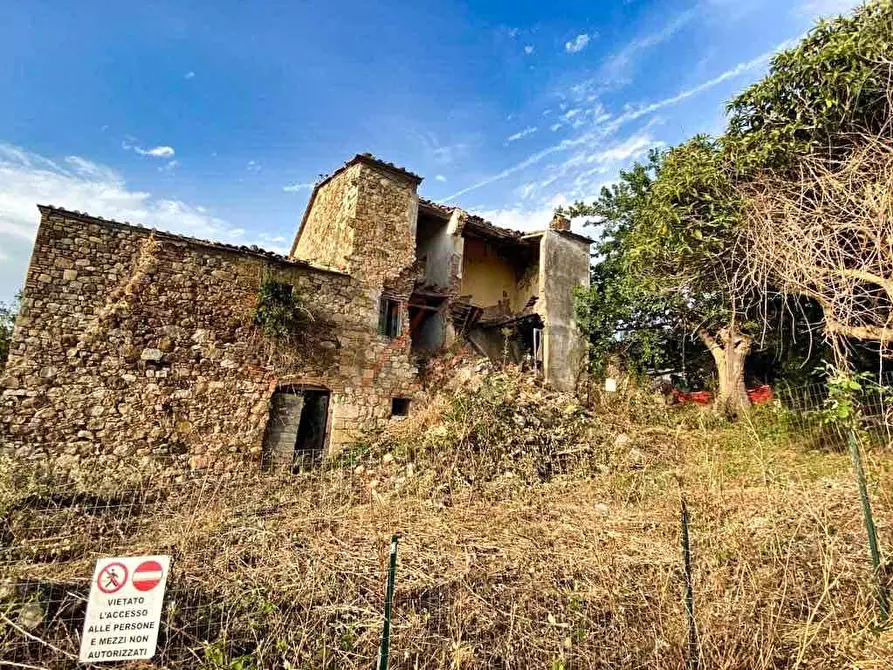 Immagine 21 di Rustico / casale in vendita  a Roccastrada