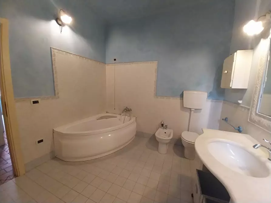 Immagine 13 di Appartamento in vendita  a Calci