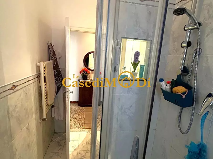 Immagine 14 di Appartamento in vendita  a Livorno