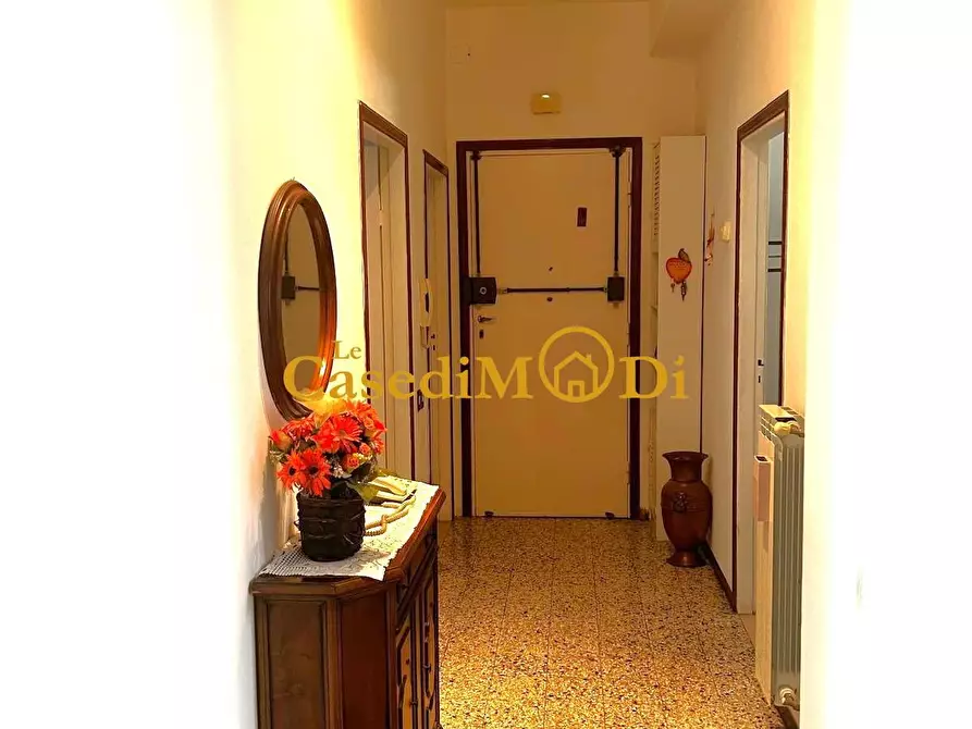 Immagine 19 di Appartamento in vendita  a Livorno