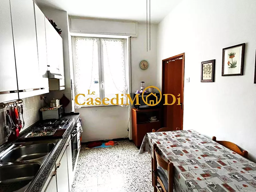 Immagine 4 di Appartamento in vendita  a Livorno