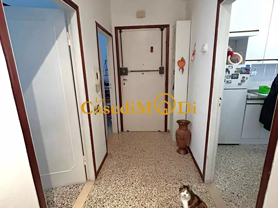 Immagine 13 di Appartamento in vendita  a Livorno