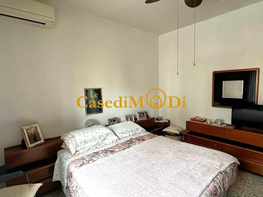 Immagine 23 di Appartamento in vendita  a Livorno