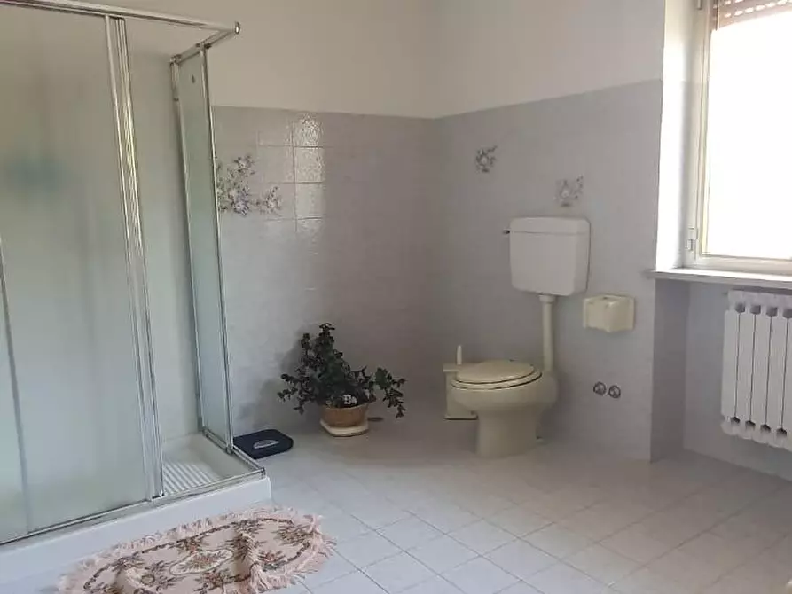 Immagine 29 di Casa bifamiliare in vendita  a Lucca