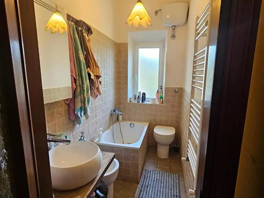 Immagine 10 di Appartamento in vendita  a Collesalvetti