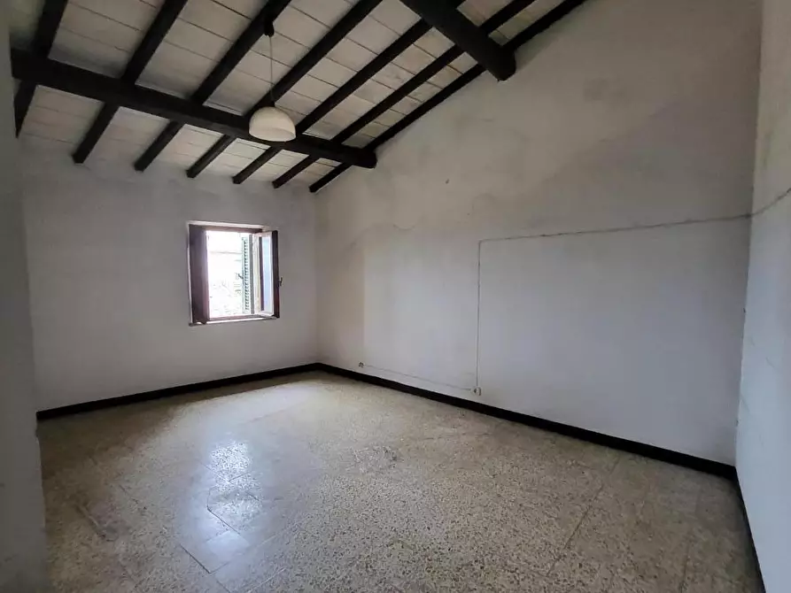 Immagine 4 di Appartamento in vendita  a Chianni