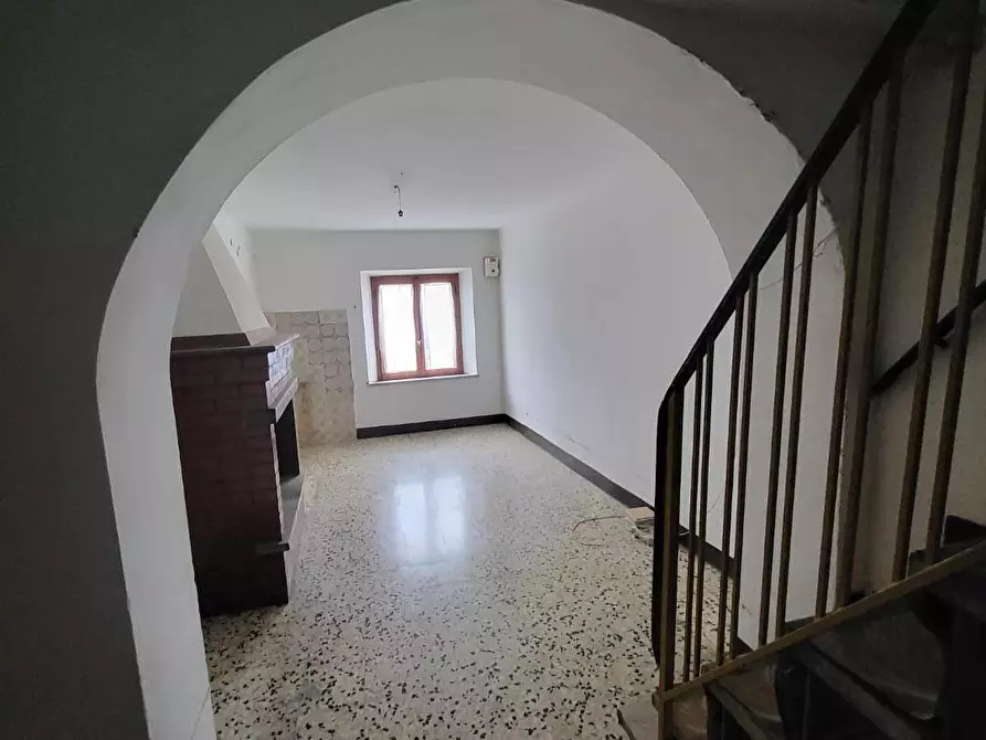 Immagine 5 di Appartamento in vendita  a Chianni