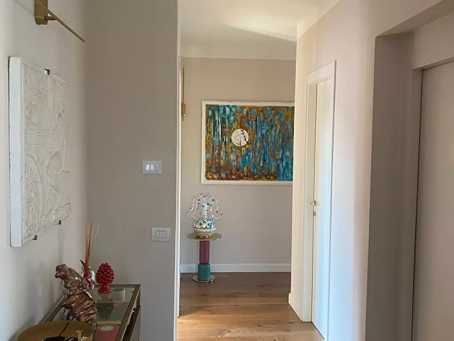 Immagine 10 di Mansarda in vendita  a Capraia E Limite