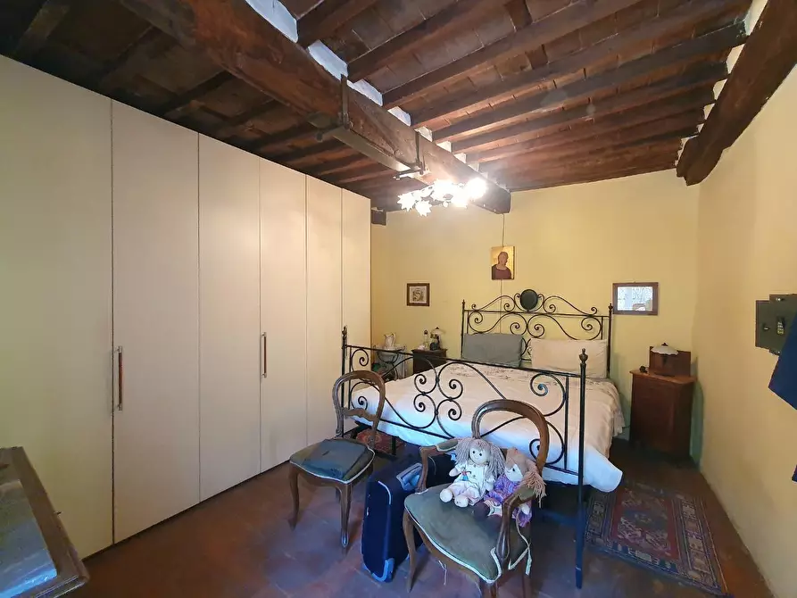 Immagine 30 di Casa semindipendente in vendita  a Lucca