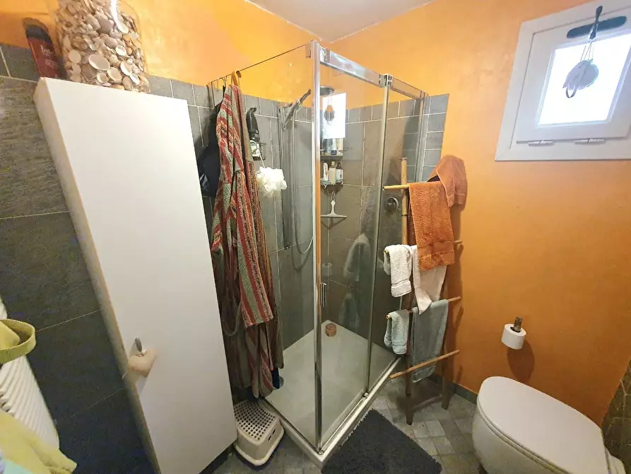 Immagine 18 di Casa semindipendente in vendita  a Lucca