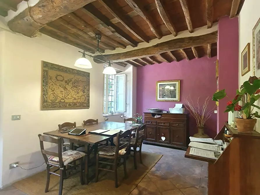 Immagine 7 di Casa semindipendente in vendita  a Lucca