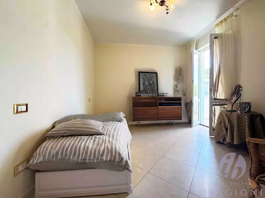 Immagine 17 di Villa in vendita  a Pietrasanta