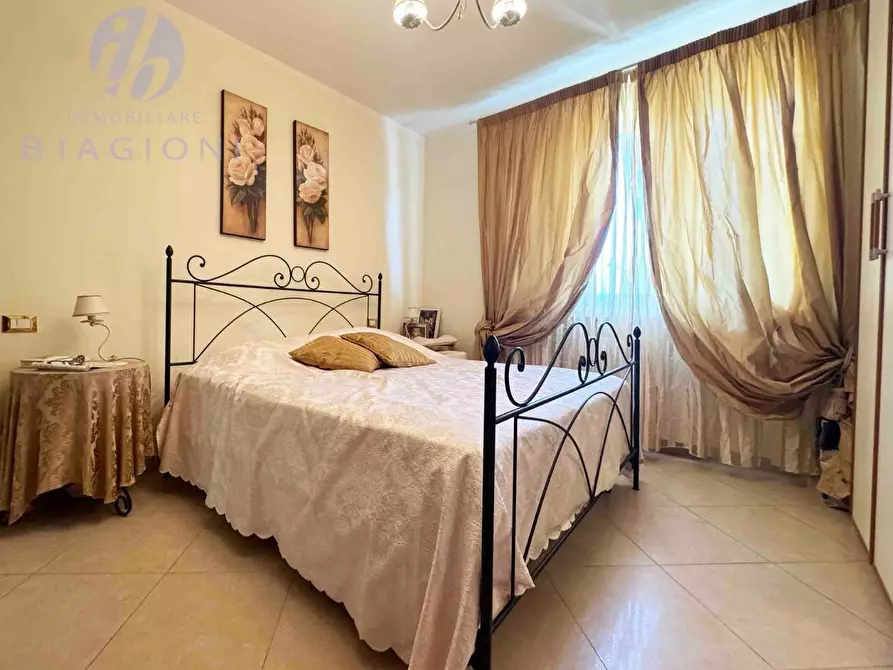 Immagine 15 di Villa in vendita  a Pietrasanta