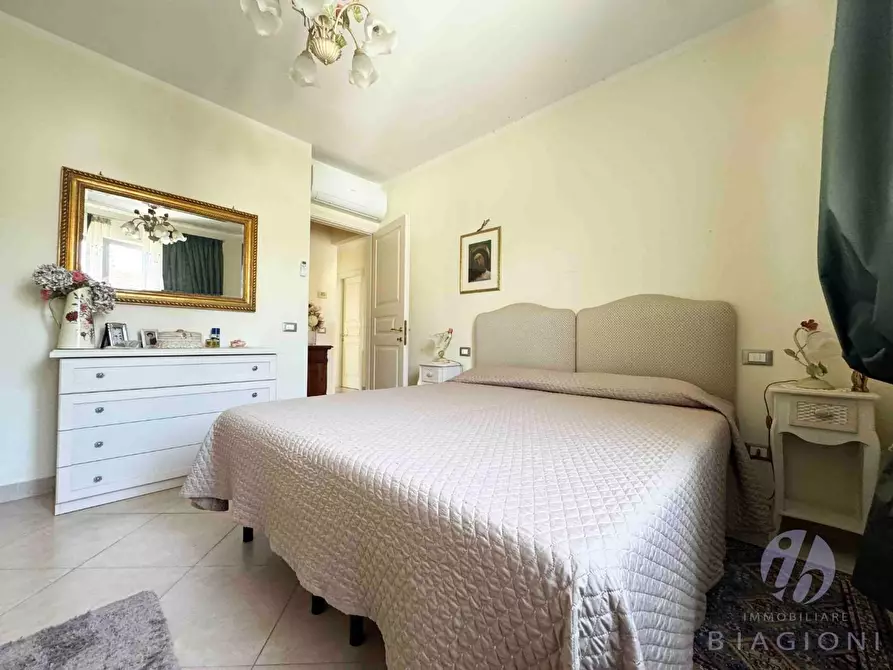 Immagine 29 di Villa in vendita  a Pietrasanta