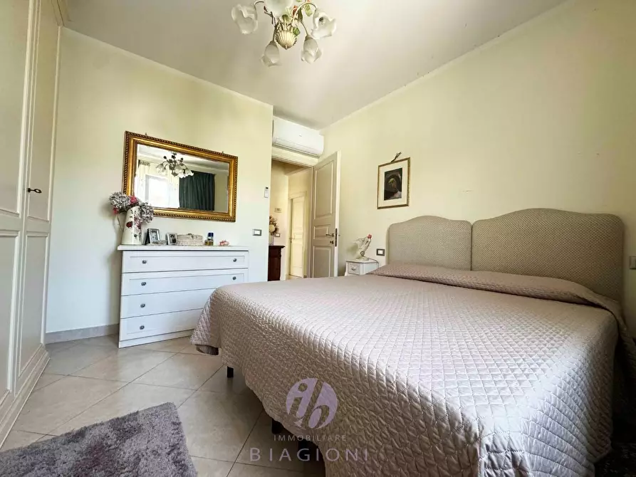 Immagine 30 di Villa in vendita  a Pietrasanta