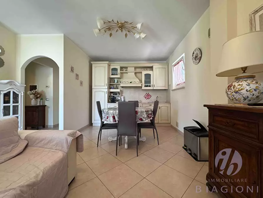 Immagine 23 di Villa in vendita  a Pietrasanta