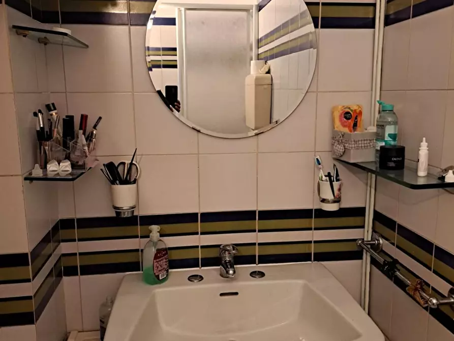 Immagine 9 di Appartamento in vendita  a Carrara