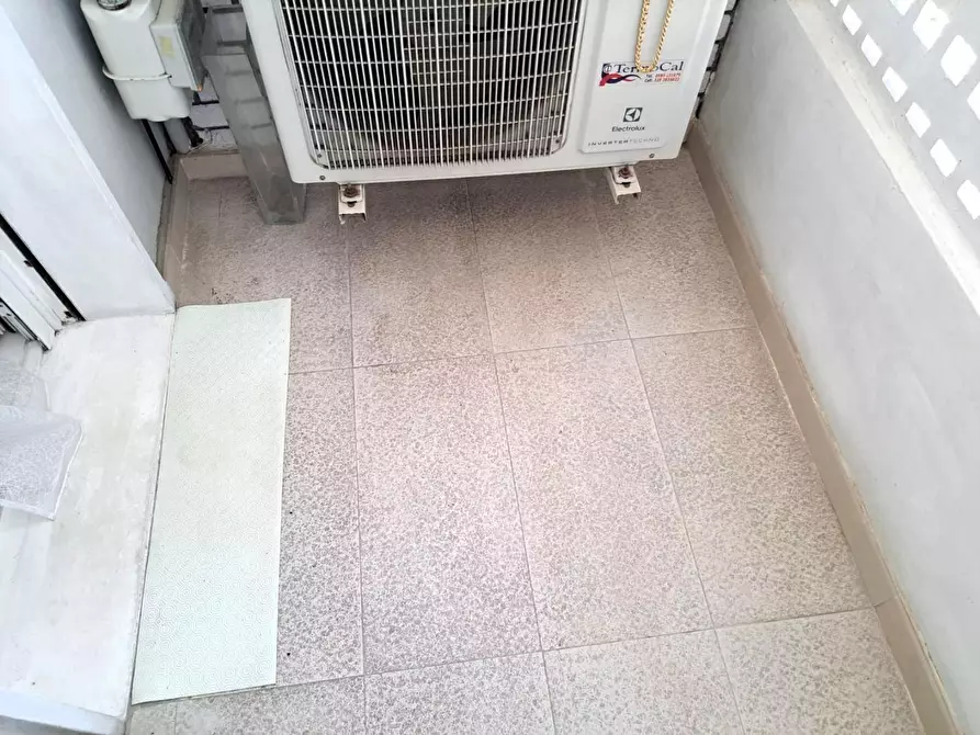 Immagine 12 di Appartamento in vendita  a Carrara