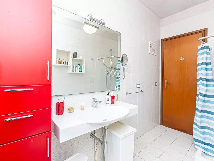 Immagine 12 di Appartamento in vendita  a Ponsacco