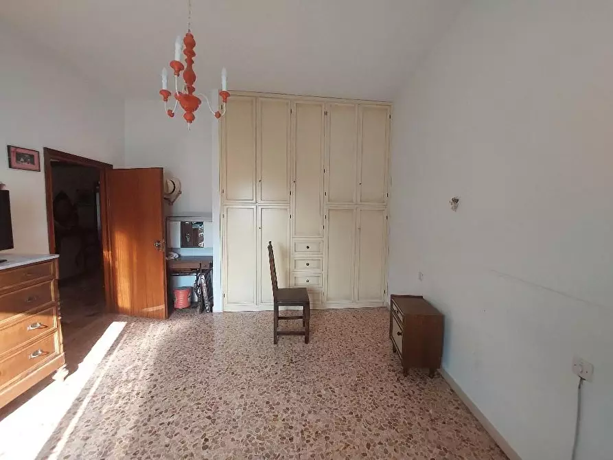 Immagine 7 di Appartamento in vendita  a Lastra A Signa