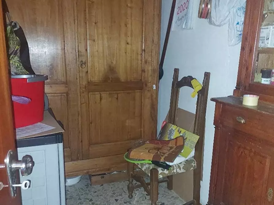 Immagine 12 di Appartamento in vendita  a Lastra A Signa