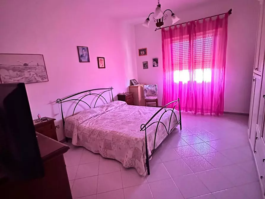 Immagine 11 di Appartamento in vendita  a Campiglia Marittima