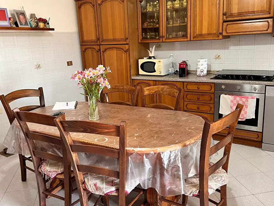 Immagine 12 di Appartamento in vendita  a Campiglia Marittima