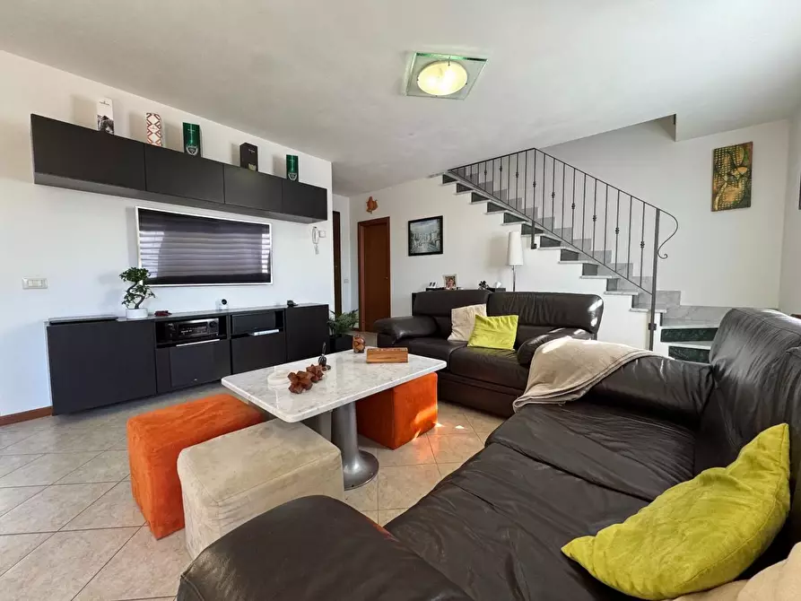 Immagine 8 di Casa quadrifamiliare in vendita  a Massarosa