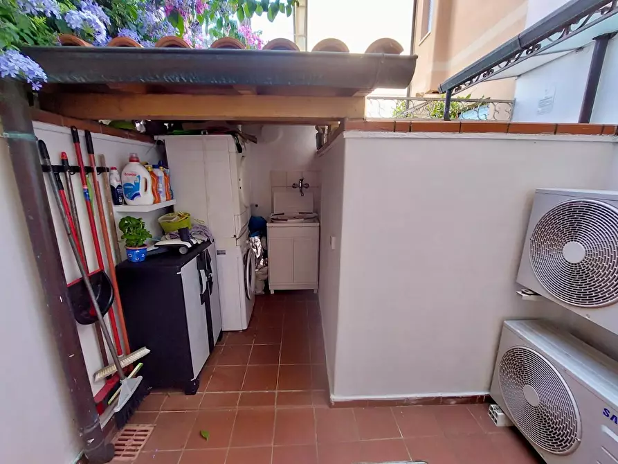 Immagine 8 di Terratetto in vendita  a Viareggio