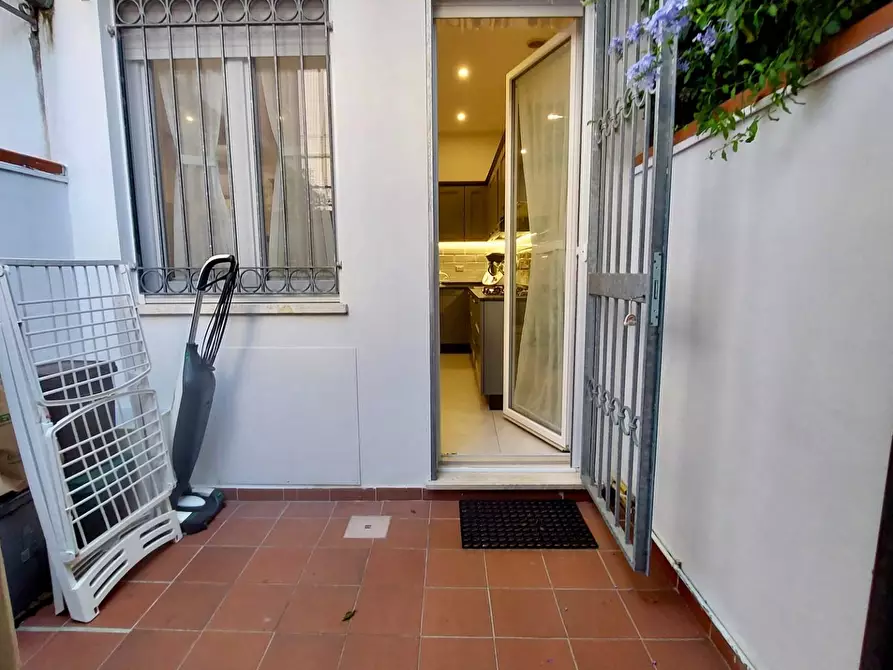 Immagine 11 di Terratetto in vendita  a Viareggio