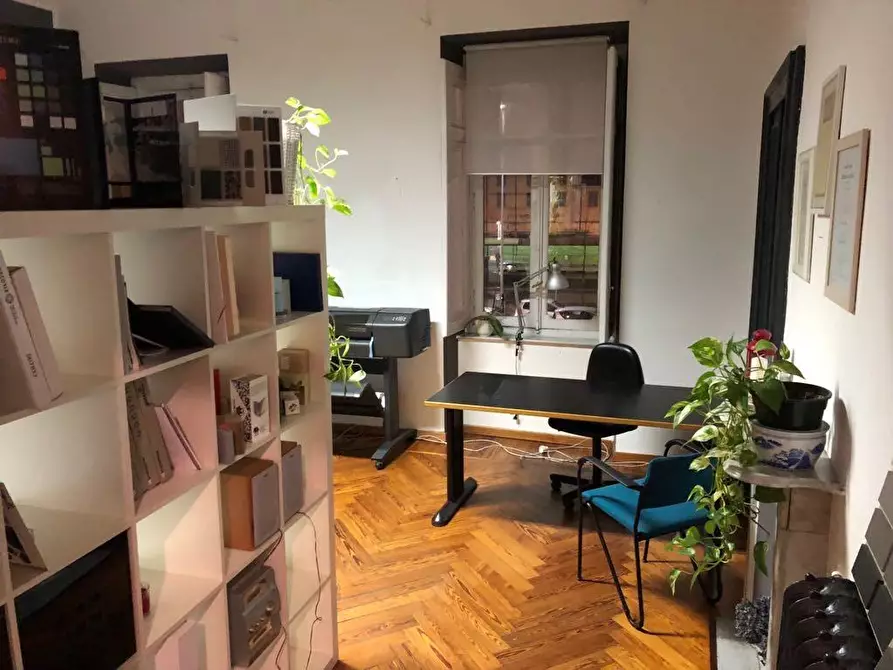 Immagine 16 di Ufficio in affitto  a Torino