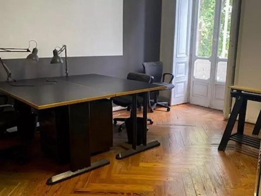 Immagine 17 di Ufficio in affitto  a Torino