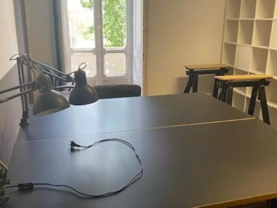 Immagine 19 di Ufficio in affitto  a Torino