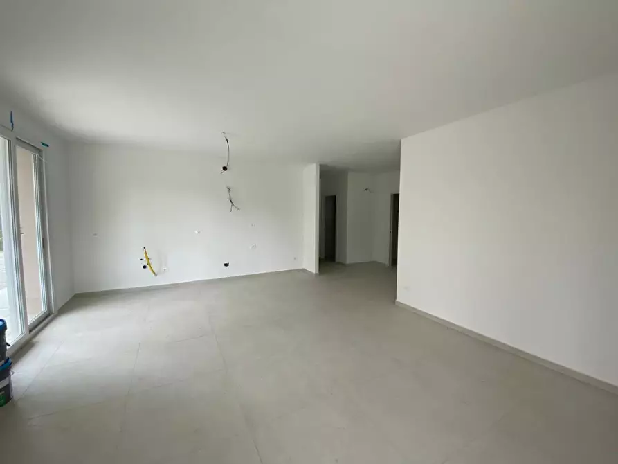 Immagine 11 di Appartamento in vendita  a Pontedera