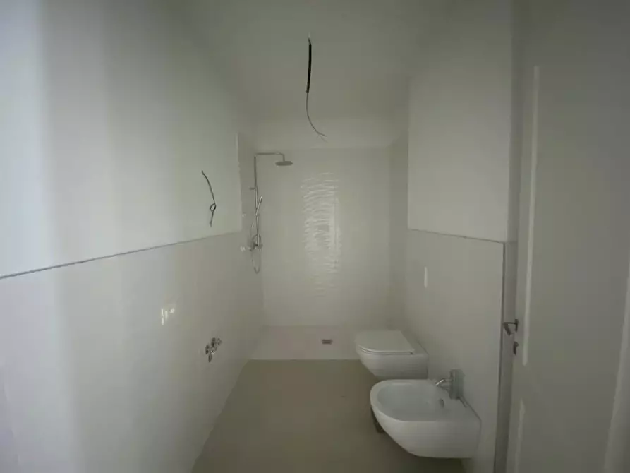 Immagine 9 di Appartamento in vendita  a Pontedera