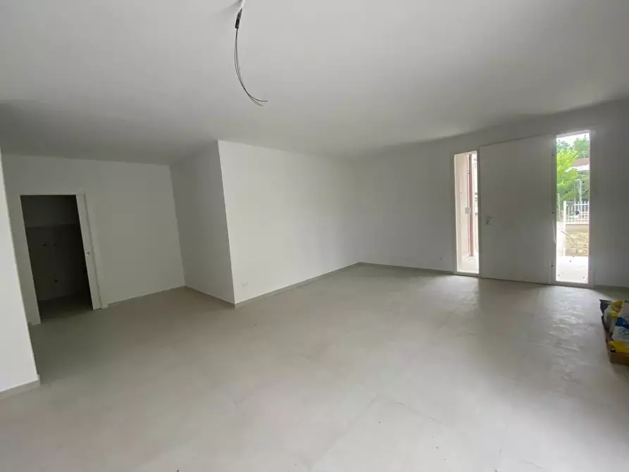 Immagine 4 di Appartamento in vendita  a Pontedera