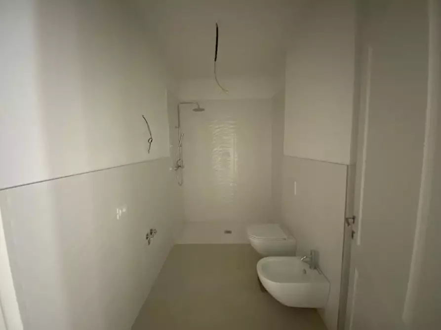 Immagine 7 di Appartamento in vendita  a Pontedera