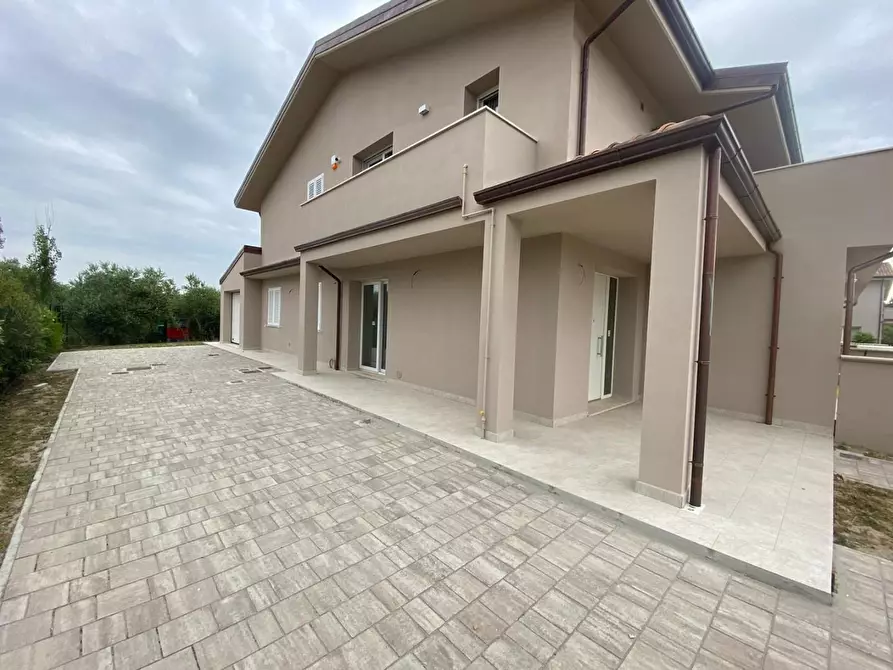 Immagine 2 di Appartamento in vendita  a Pontedera