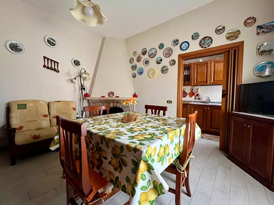 Immagine 6 di Casa bifamiliare in vendita  a Asciano