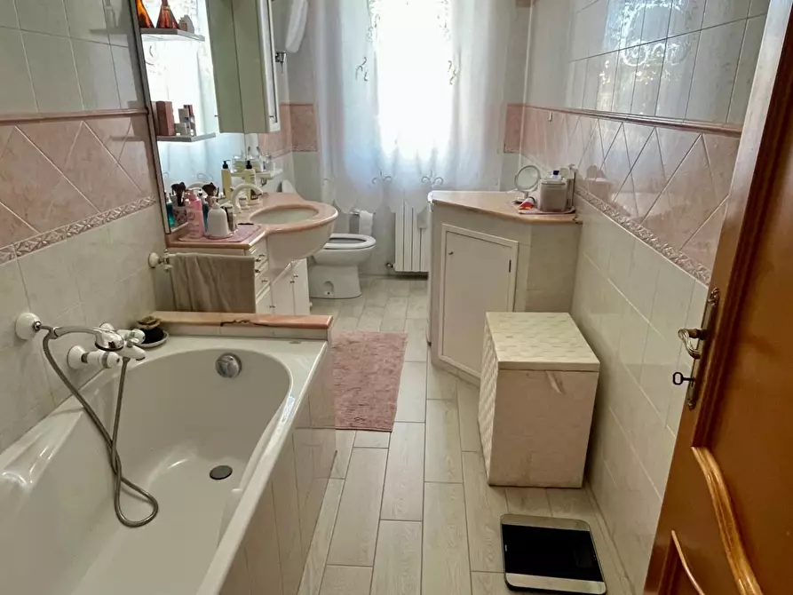 Immagine 17 di Casa bifamiliare in vendita  a Asciano